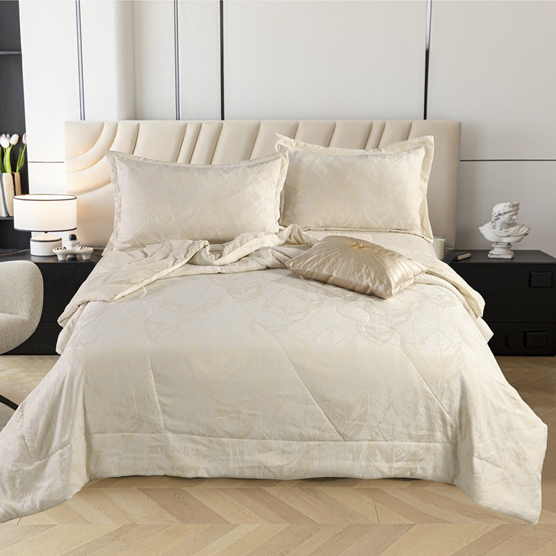 مجموعة البوليستر المعزي