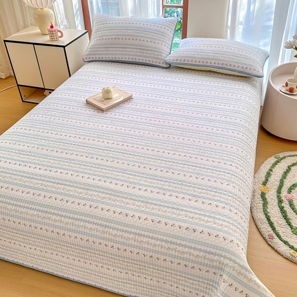 القطن النقي من السرير المبطن ناعمًا ناعمًا