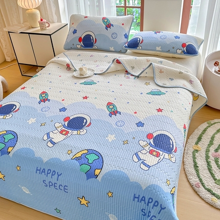 القطن النقي من السرير المبطن ناعمًا ناعمًا