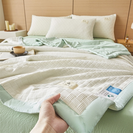 لحاف الصيف في وافل تنفس لينة دافئة